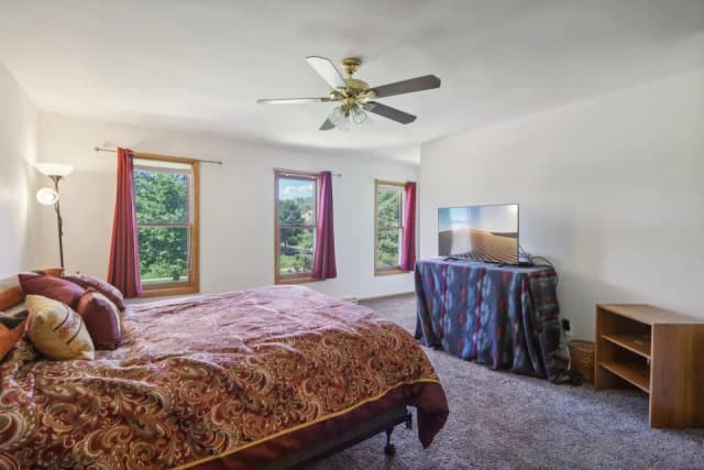 Private bedroom at Mount Zion Care